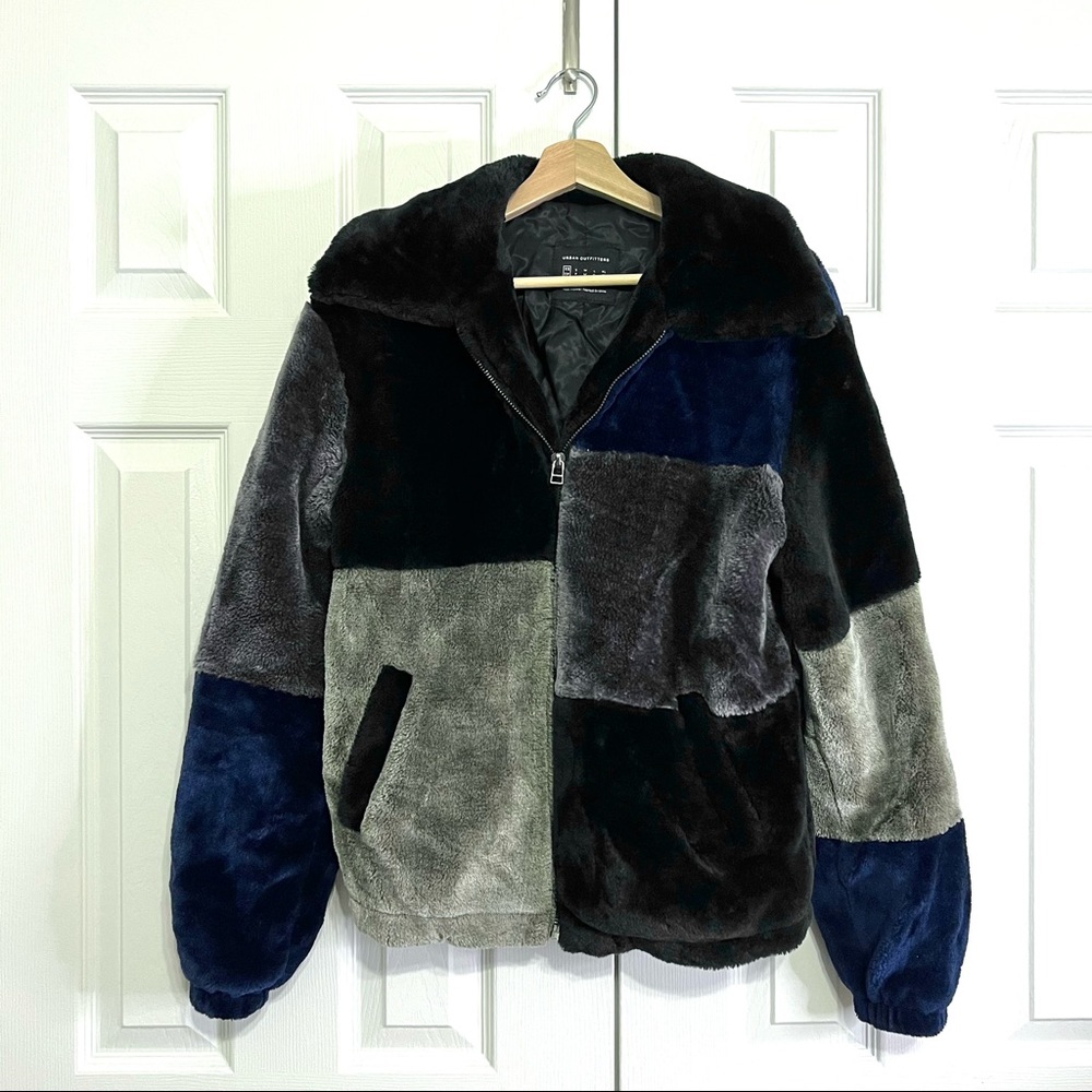 UO Mens Color-block Puffer